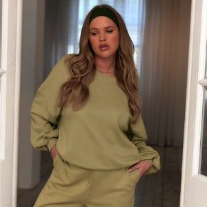 SEFI matcha green sweatshirt